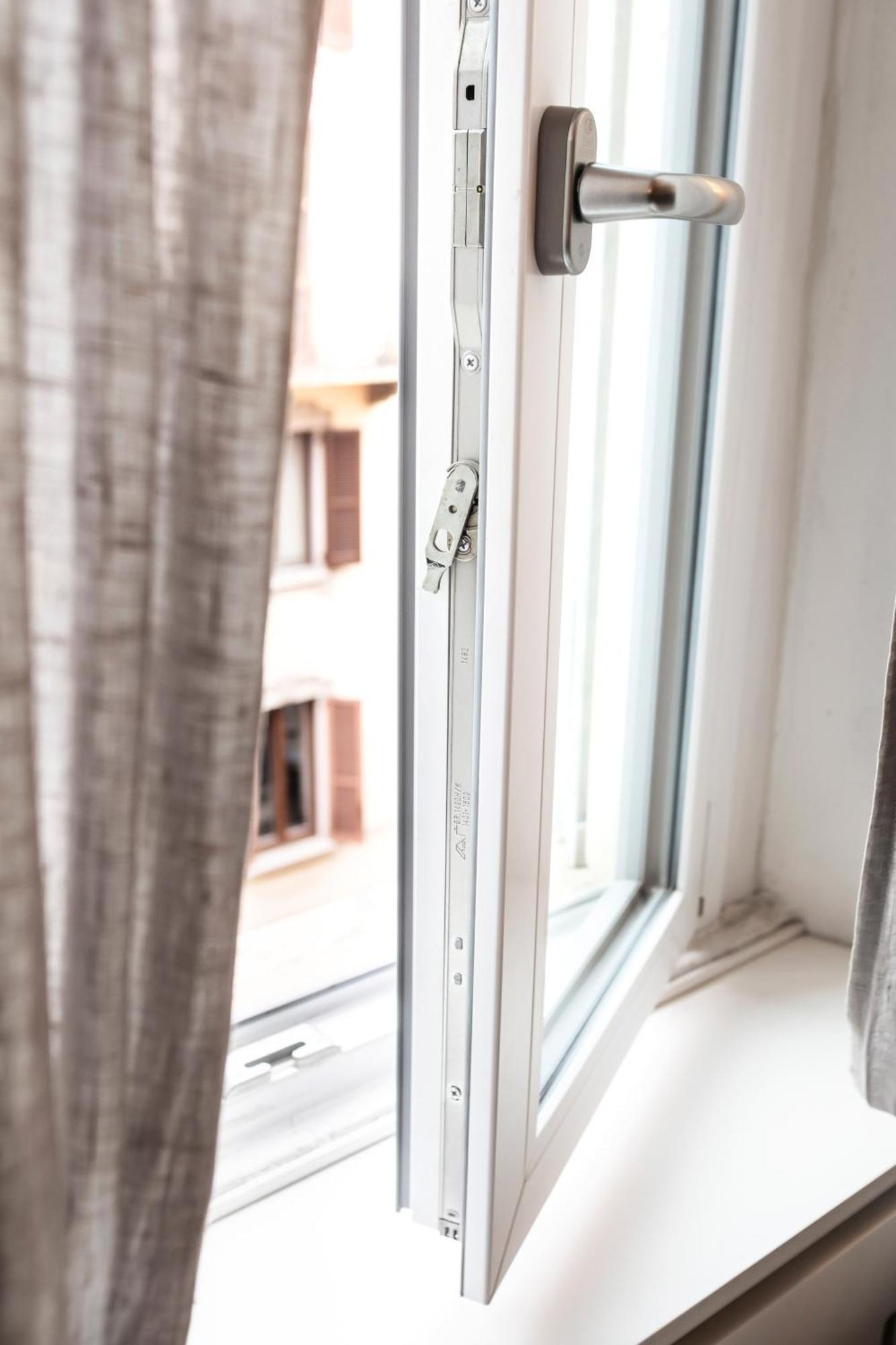 Cosy And Bright Flat In The Heart Of Porta Venezia Apartment มิลาน ภายนอก รูปภาพ